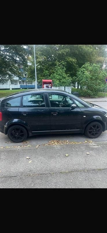 Second-hand Audi A2 75 CP (55 kW) 2003 Negru Hatchback