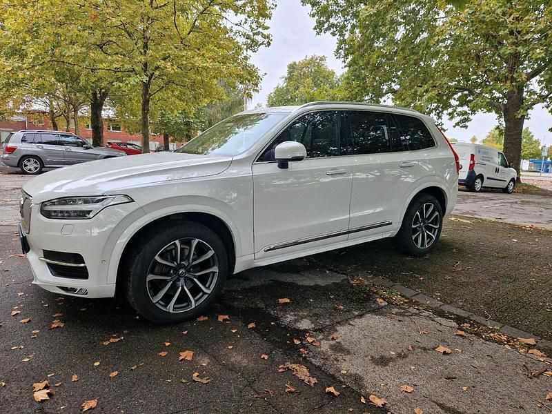 Weiß Gebraucht 2018 Volvo XC90 Inscription SUV | 36.500 € (Teuer) - Bild 1/4