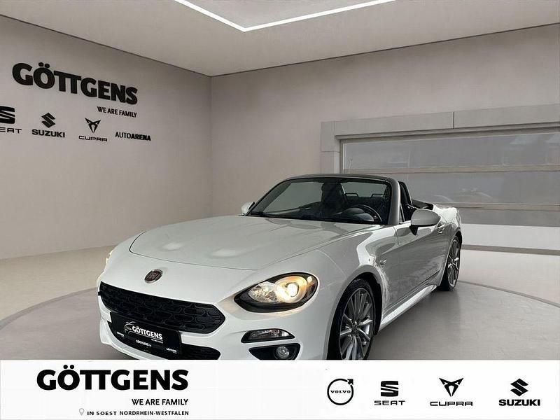 Weiß Gebraucht 2017 Fiat 124 Spider Lusso Cabrio | 15.790 € (Fairer Preis) - Bild 1/4