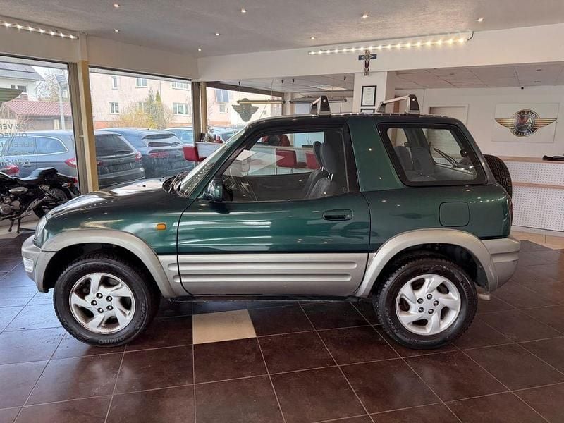 Gebraucht Toyota RAV4 Cool 128 PS (94 kW) 1999 Grün SUV