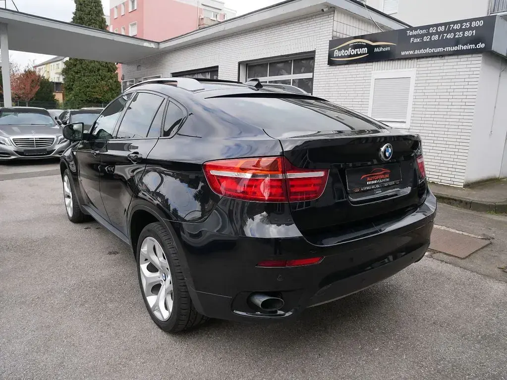 Käytetty BMW X6 Performance 250 HP (183 kW) 2014 Musta Katumaasturi