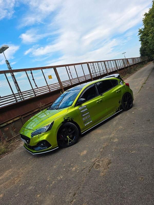 Gebraucht Ford Focus ST 280 PS (205 kW) 2020 Blau Limousine