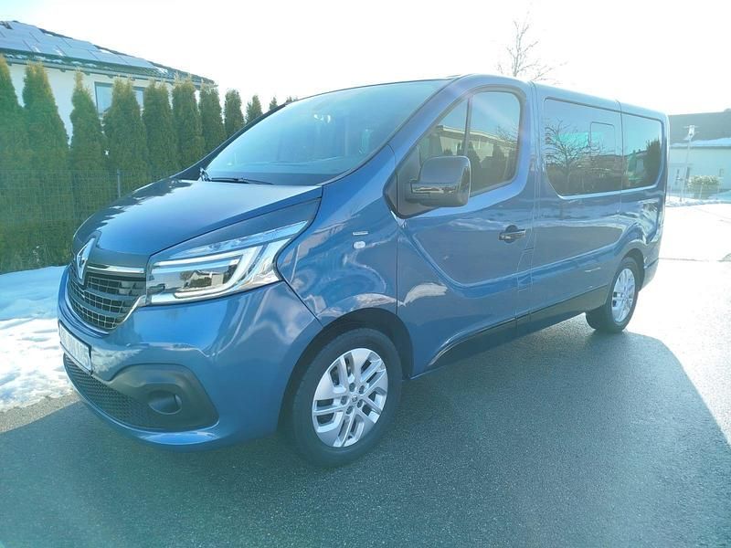 Gebraucht Renault Trafic 125 PS (91 kW) 2018 Blau Van / Kleinbus