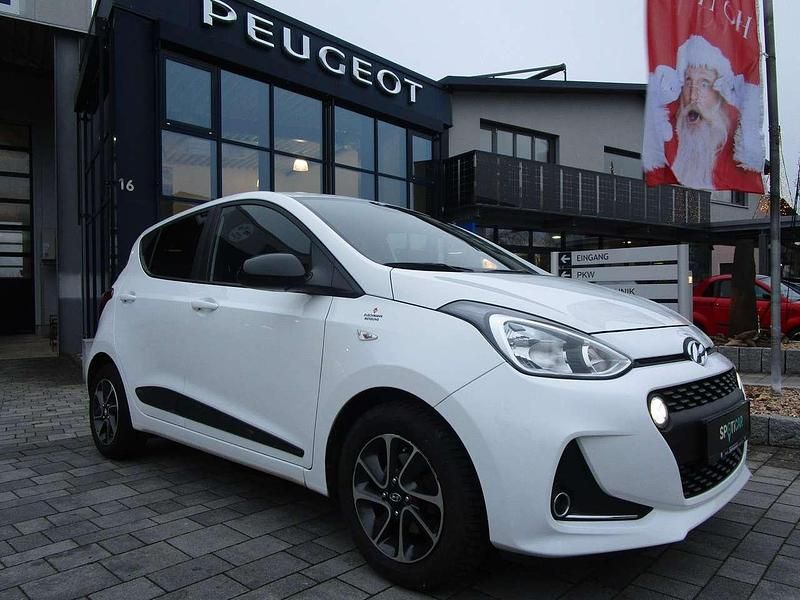 Polar white / sol Gebraucht 2019 Hyundai i10 Passion Kleinwagen | 10.400 € (Fairer Preis) - Bild 1/4