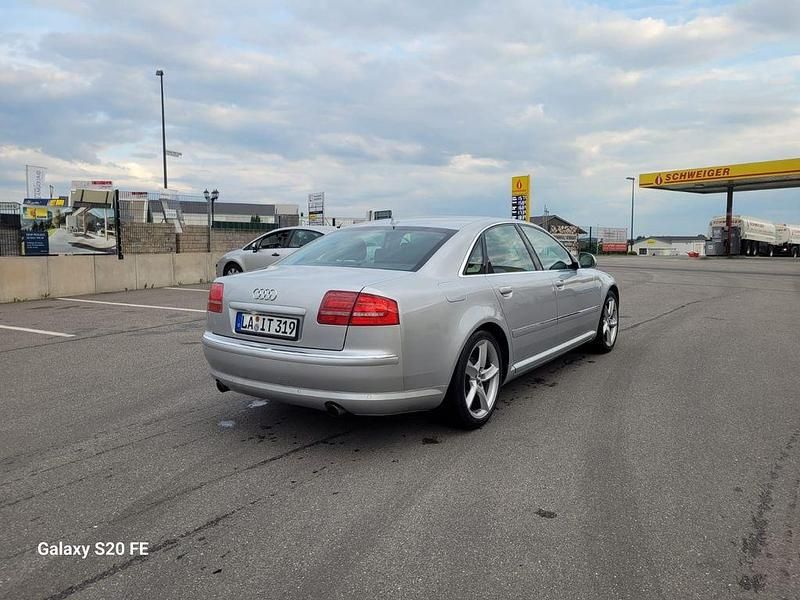 Gebraucht Audi A8 Sport 209 PS (153 kW) 2009 Silber Limousine