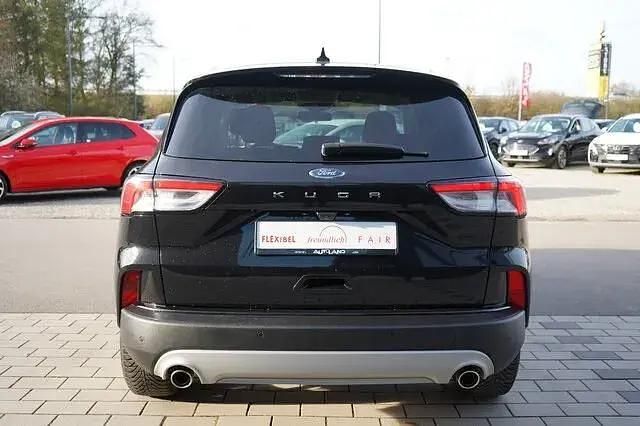 Gebraucht Ford Kuga Titanium 150 PS (110 kW) 2020 Schwarz SUV