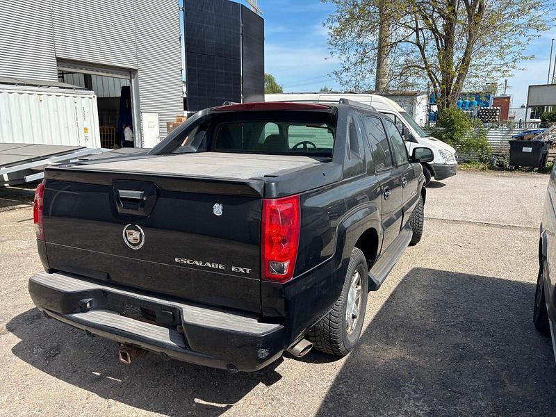 Gebraucht Cadillac Escalade 340 PS (250 kW) 2004 Schwarz SUV