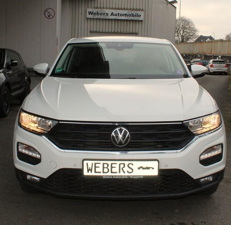 Używany VW T-Roc 110 KM (80 kW) 2021 Biały SUV