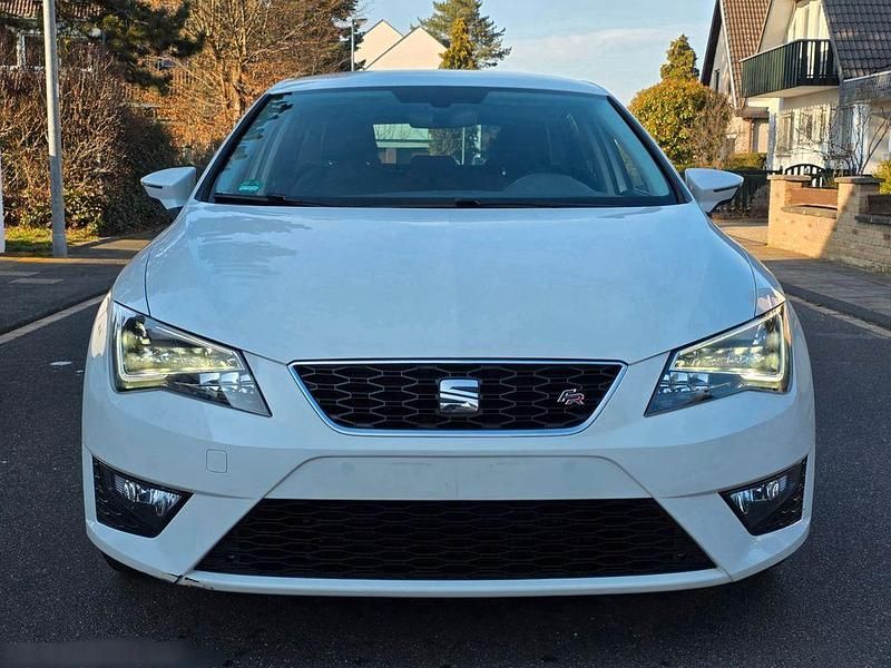 Gebraucht Seat Leon FR 125 PS (91 kW) 2016 Weiß Limousine
