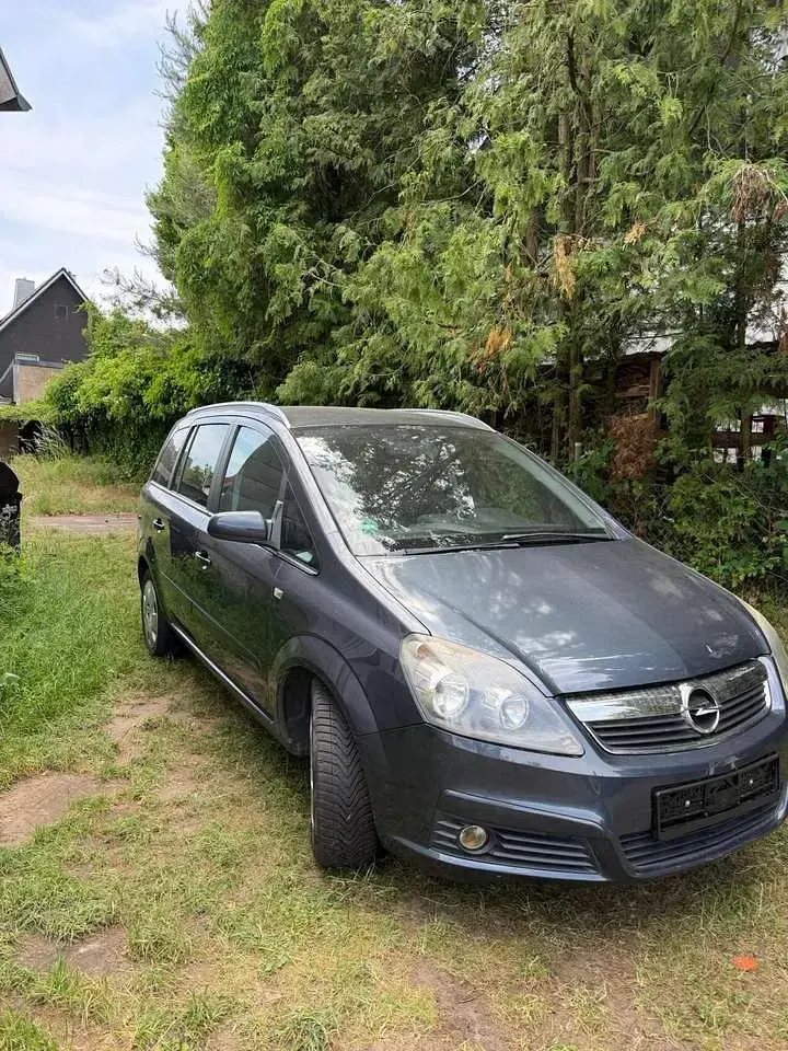 Gebraucht Opel Zafira Edition+ 150 PS (110 kW) 2006 Van / Kleinbus