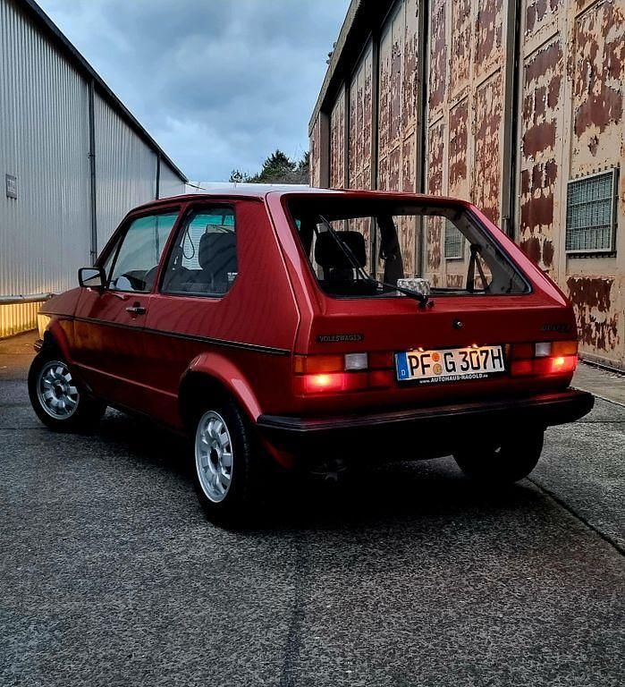 Gebraucht VW Golf I 50 PS (36 kW) 1982 Rot Kleinwagen