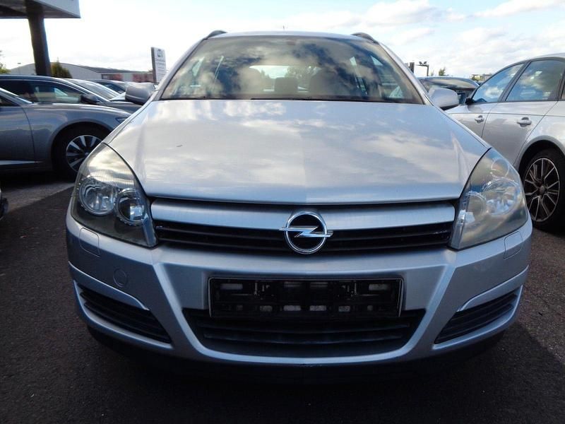 Gebraucht Opel Astra Edition 105 PS (77 kW) 2004 Silber Kombi
