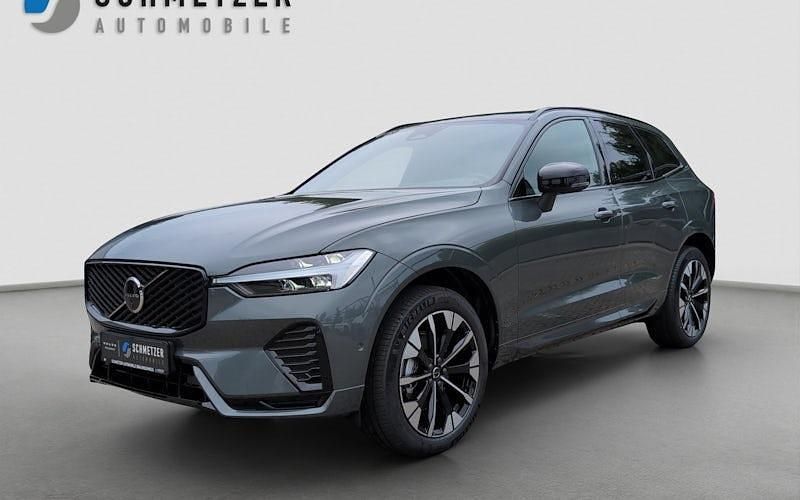 Neu Volvo XC60 Plus 250 PS (183 kW) 2025 Silbern SUV