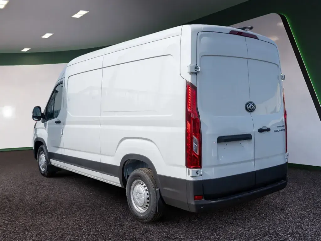 Gebraucht Maxus V90 148 PS (108 kW) 2026 Weiss / warm white Van