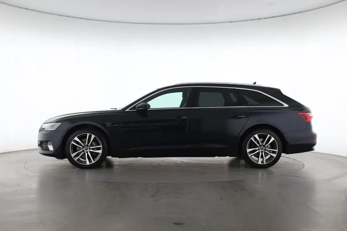 Gebraucht Audi A6 Sport 286 PS (210 kW) 2022 Firmamentblau Kombi