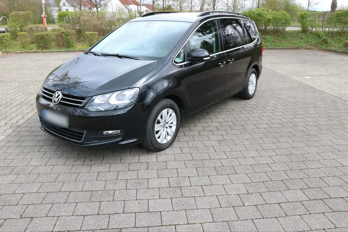 Gebraucht VW Sharan 140 PS (102 kW) 2013 Schwarz Van / Kleinbus