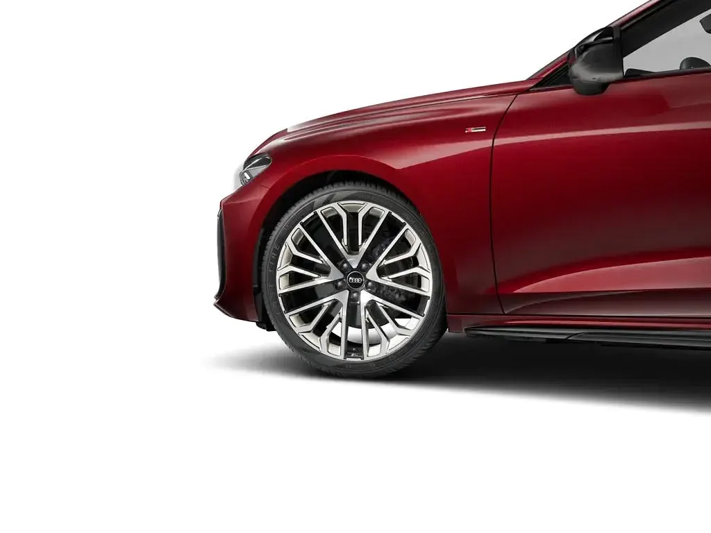 Gebraucht Audi A5 S-Line 204 PS (150 kW) 2025 Grenadinerot metallic Kombi
