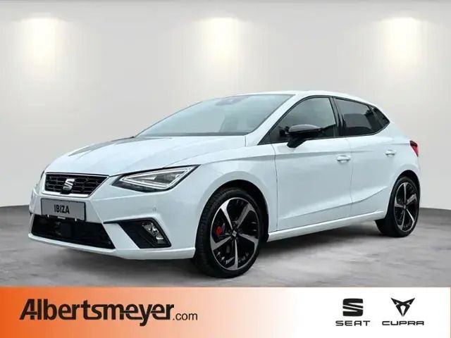 Weiß Neu 2024 Seat Ibiza FR Limousine | 21.880 € (Superpreis) - Bild 1/4