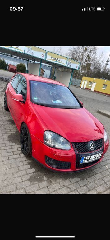 Rot Gebraucht 2005 VW Golf IV GTI Limousine | 4.800 € (Etwas zu teuer) - Bild 1/4