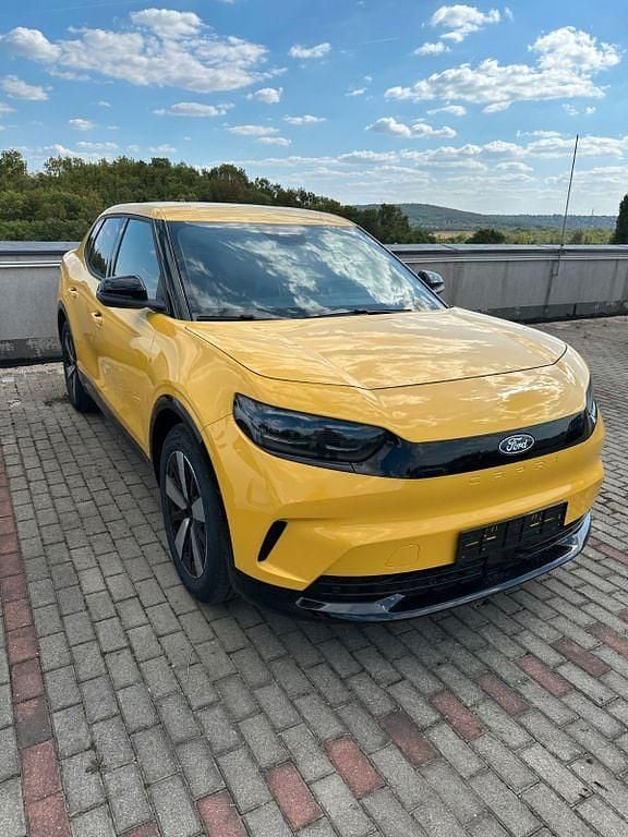 Neu Ford Capri Extended Range 210 kW (286 PS) 2026 Gelb SUV