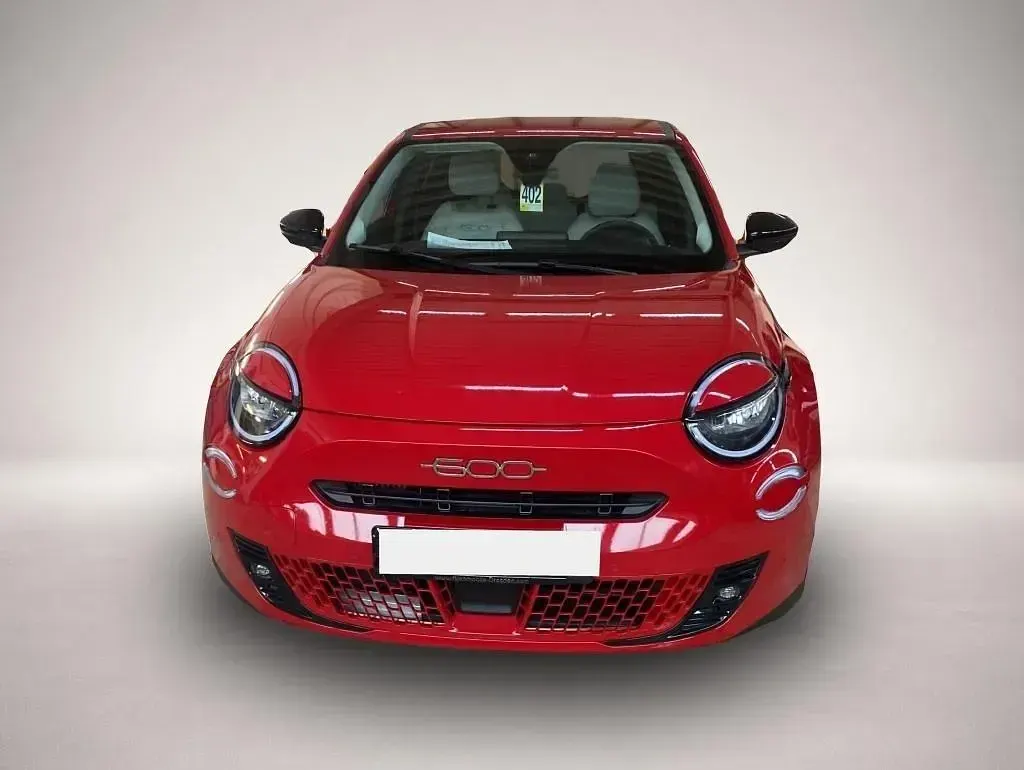 Gebraucht Fiat 600 La Prima 101 PS (74 kW) 2025 Manufacturer SUV