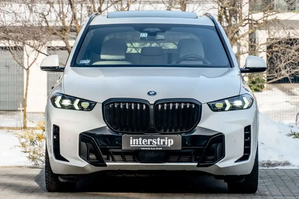 Gebraucht BMW X5 Sport Line 489 PS (359 kW) 2025 Weiß SUV