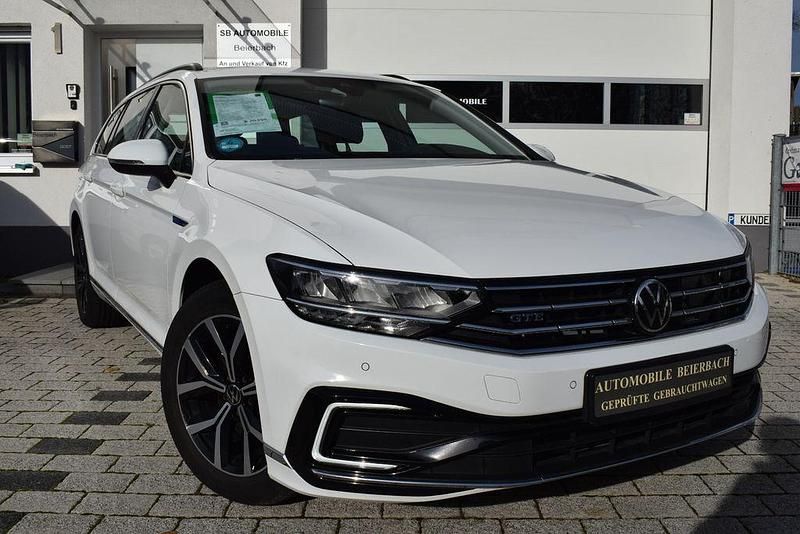Weiß Gebraucht 2021 VW Passat GTE Kombi | 19.999 € (Superpreis) - Bild 1/4