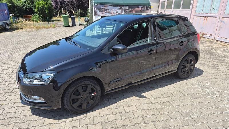 Schwarz Gebraucht 2017 VW Polo Sound Limousine | 8.800 € (Guter Preis) - Bild 1/4