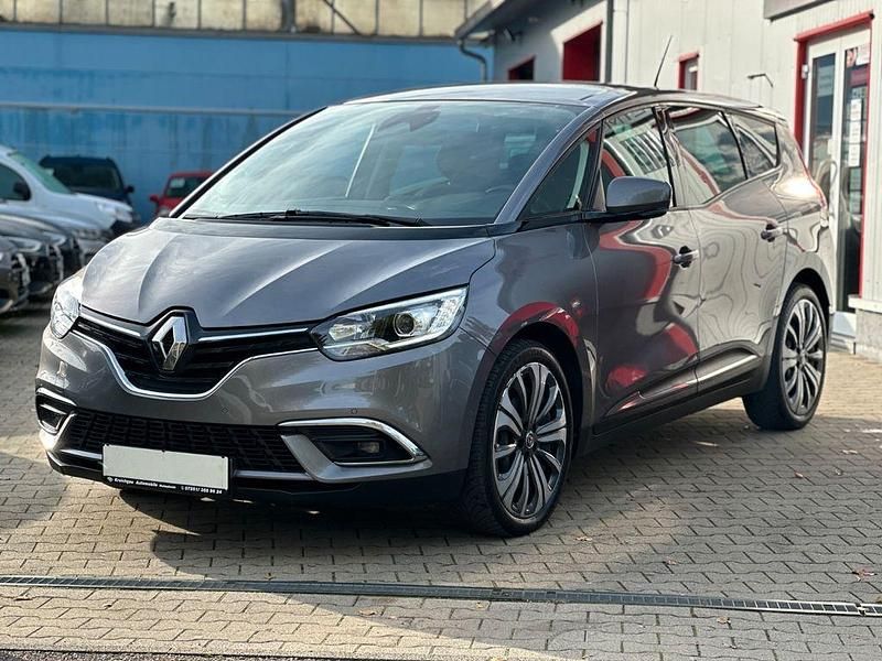 Grau Gebraucht 2022 Renault Grand Scénic IV Van / Kleinbus | 18.995 € (Fairer Preis) - Bild 1/4