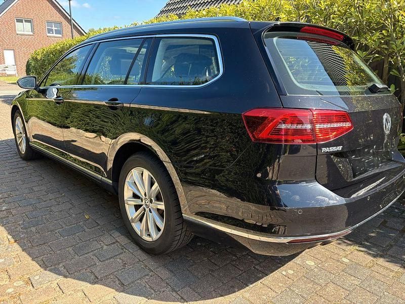 Gebraucht VW Passat Highline 190 PS (139 kW) 2016 Schwarz Kombi
