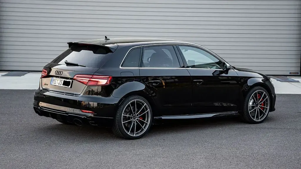 Gebraucht Audi RS3 Sport 400 PS (294 kW) 2018 Schwarz Limousine