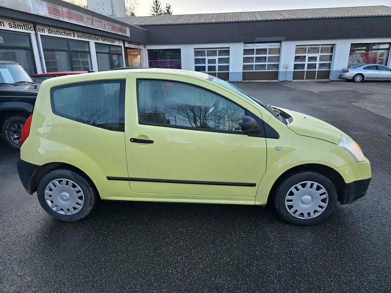 Gebraucht Citroën C2 Advance 60 PS (44 kW) 2007 Gelb Kleinwagen