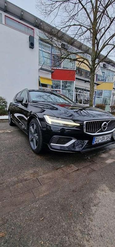 Gebraucht Volvo V60 Inscription 390 PS (286 kW) 2020 Schwarz Kombi