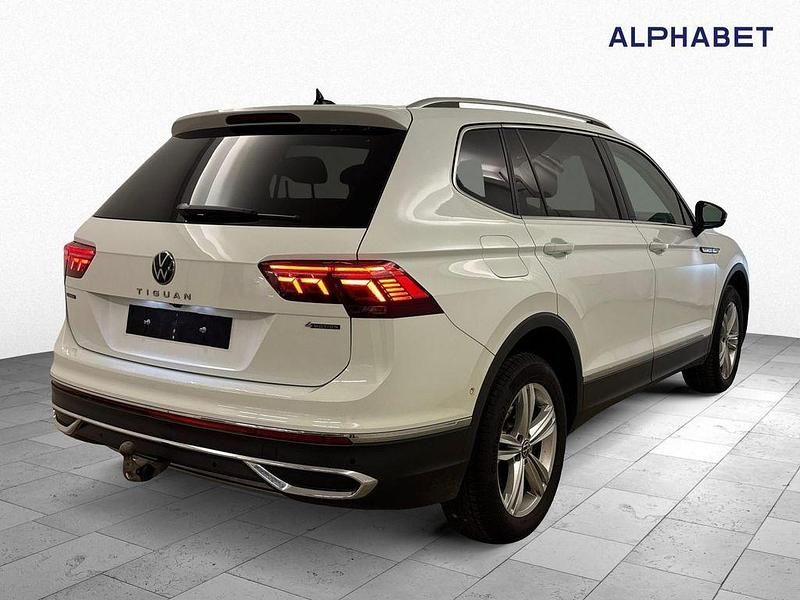 Gebraucht VW Tiguan Allspace Elegance 245 PS (180 kW) 2023 Pure white SUV