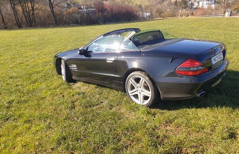 Gebraucht Mercedes SL350 272 PS (200 kW) 2007 Schwarz Cabrio