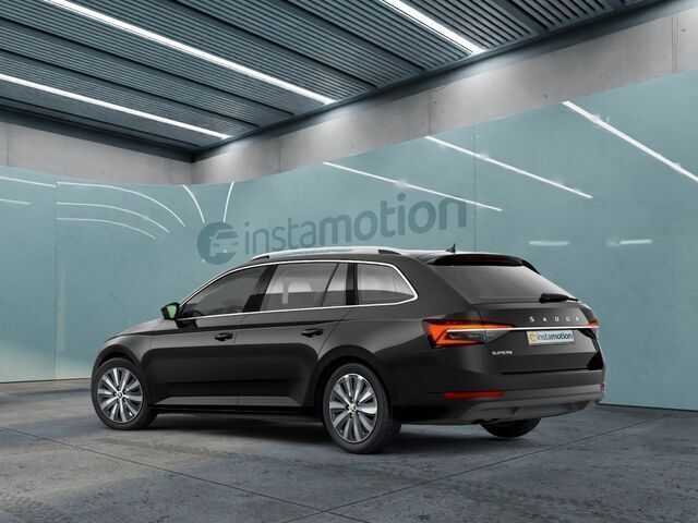 Gebraucht Skoda Superb Style 150 PS (110 kW) 2024 Schwarz Kombi