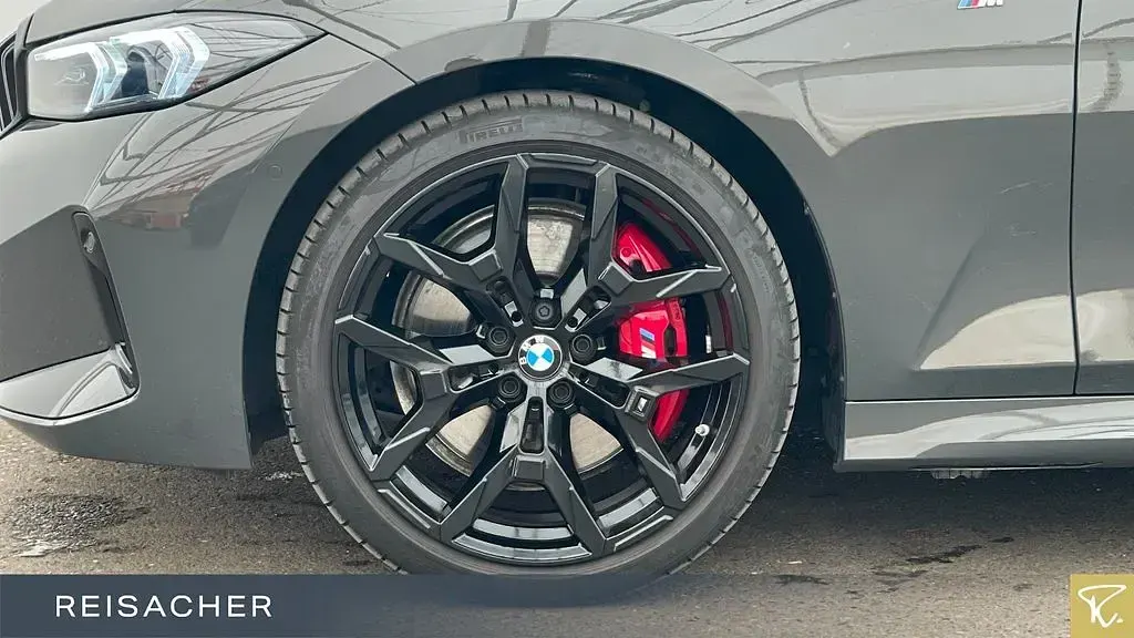 Gebraucht BMW 320 Performance 190 PS (139 kW) 2025 Grau Limousine