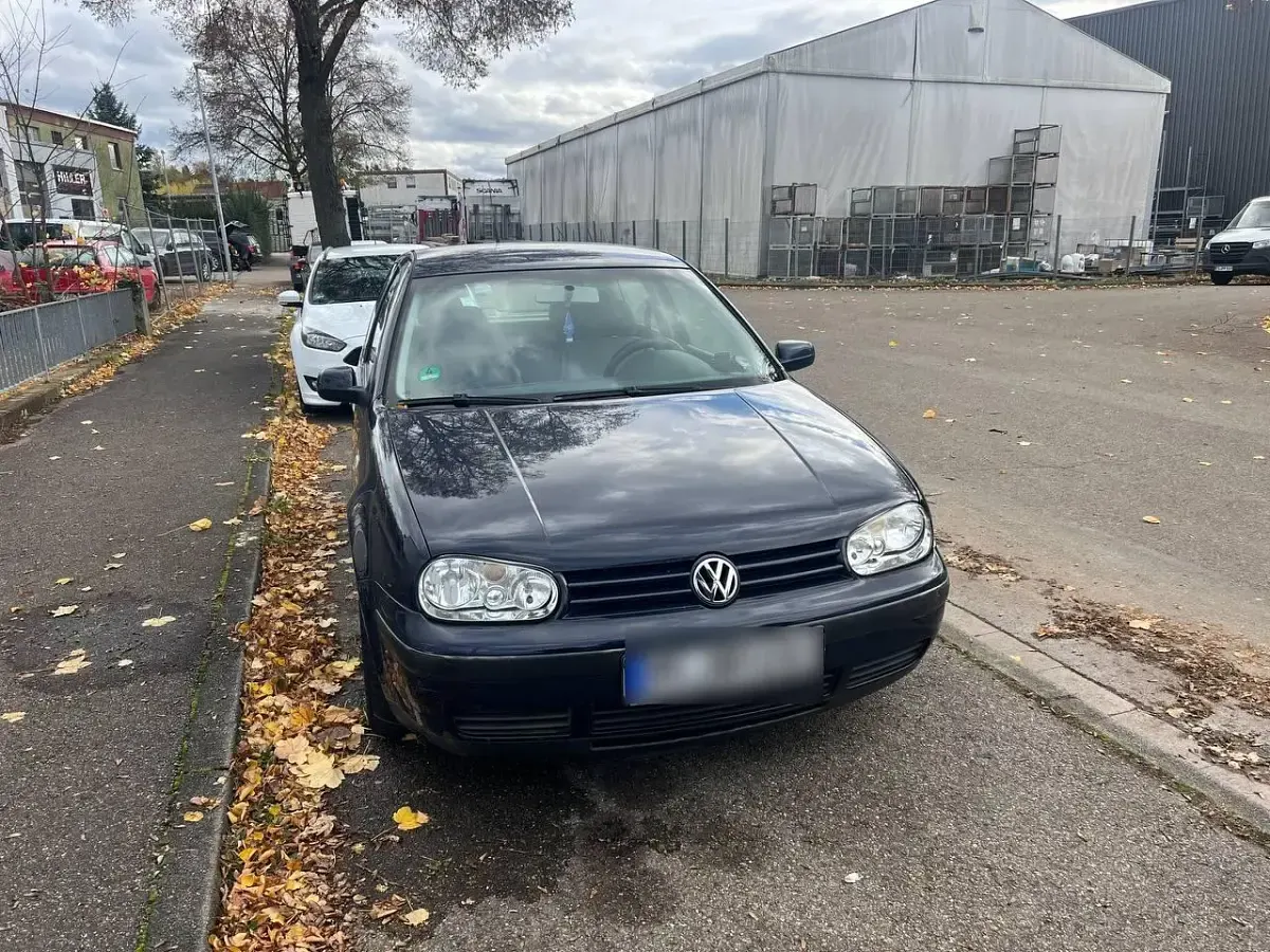 Second-hand VW Golf 105 CP (77 kW) 2003 Coupe
