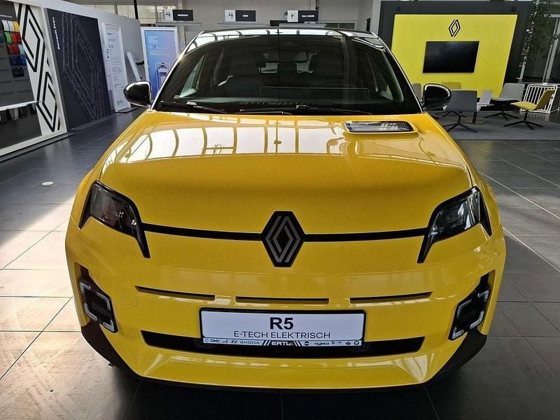 Neu Renault 5 E-Tech Komfort 110 kW (150 PS) 2026 Gelb Limousine