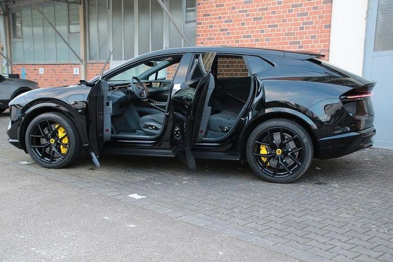 Gebraucht Lotus Eletre 675 kW (918 PS) 2024 Schwarz SUV