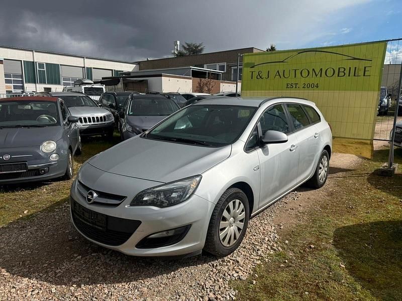 Gebraucht Opel Astra 110 PS (80 kW) 2014 Silber Kombi