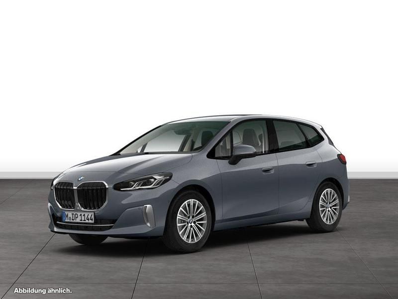 Gebraucht BMW 220 Active Tourer 150 PS (110 kW) 2025 Grau Van / Kleinbus