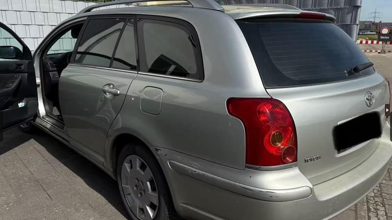 Gebraucht 2004 Toyota Avensis Kombi | 2.200 € (Fairer Preis) - Bild 1/4