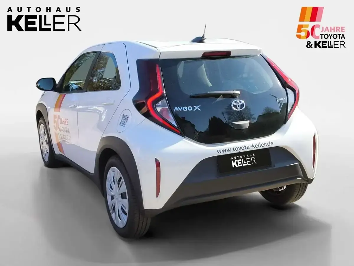 Gebraucht Toyota Aygo X PURE 117 PS (86 kW) 2025 Super white 2 SUV