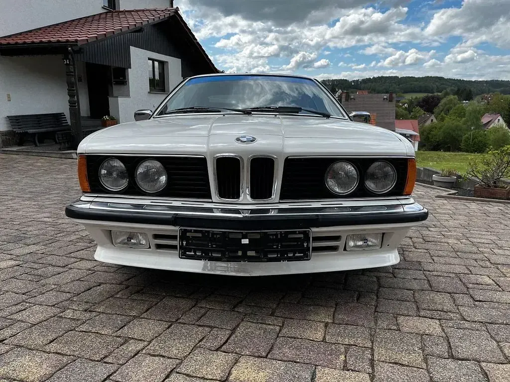 Używany BMW 635 218 KM (160 kW) 1985 Biały Coupe