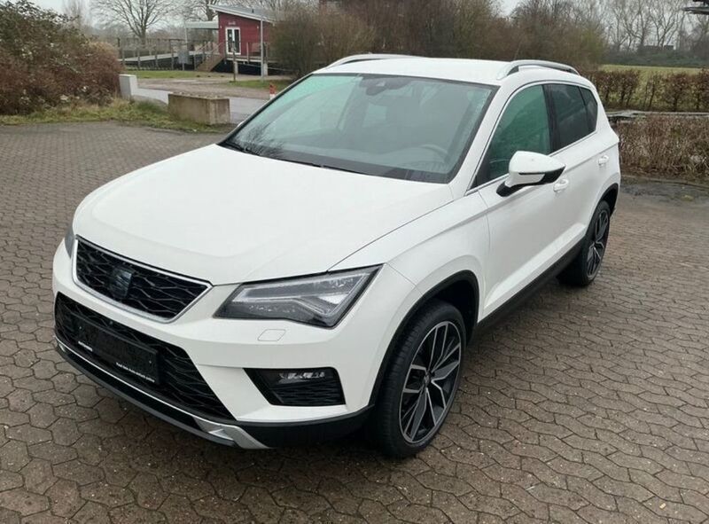 Weiß Gebraucht 2017 Seat Ateca XCELLENCE SUV | 18.990 € (Fairer Preis) - Bild 1/2