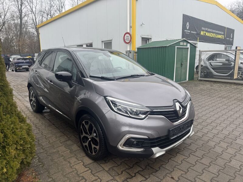 Gebraucht Renault Captur Intens 118 PS (86 kW) 2018 Gris kng + noir gne (metallic) SUV