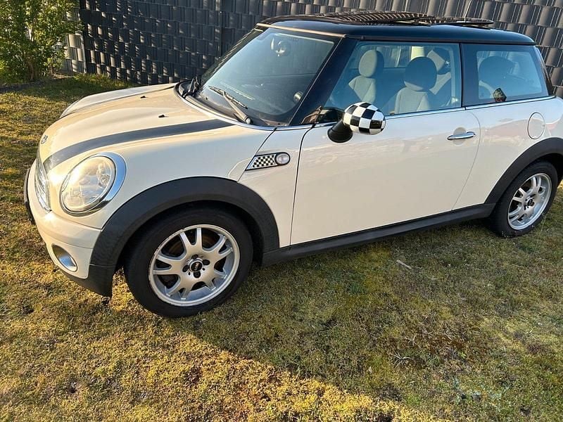 Usado Mini Cooper 122 HP (89 kW) 2010 Bege Citadino