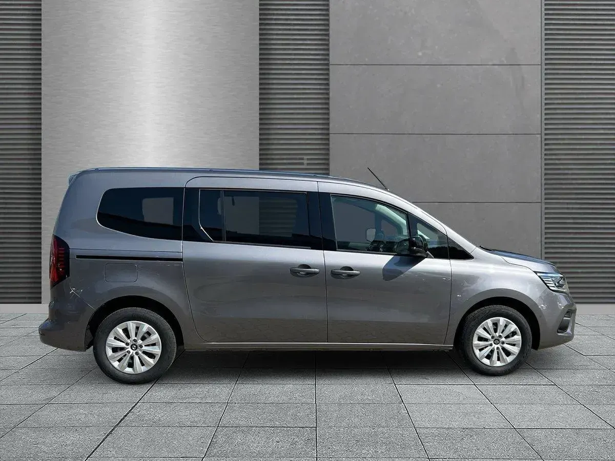 Gebraucht Renault Kangoo Equilibre 95 PS (69 kW) 2025 Highlandgrau Van / Kleinbus