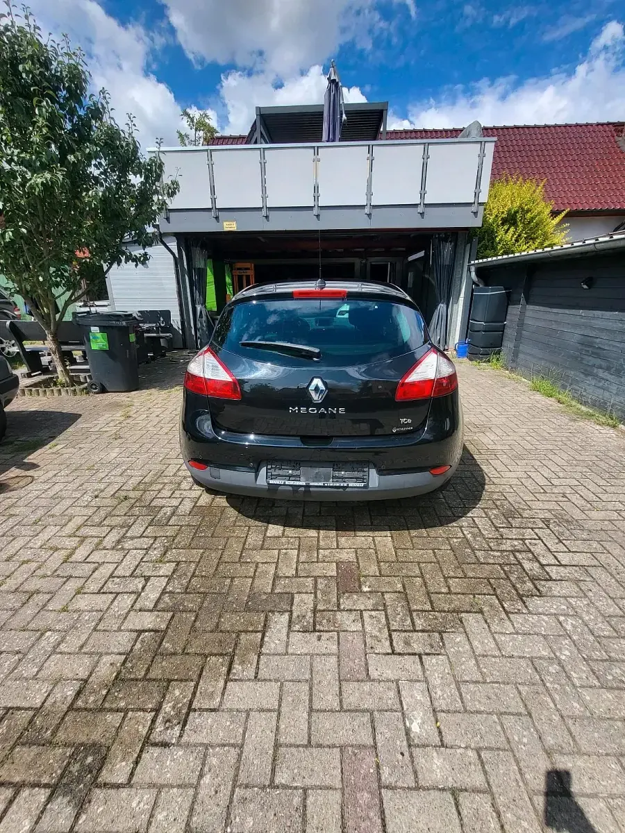 Gebraucht Renault Mégane III Bose Edition 130 PS (95 kW) 2011 Schwarz Limousine